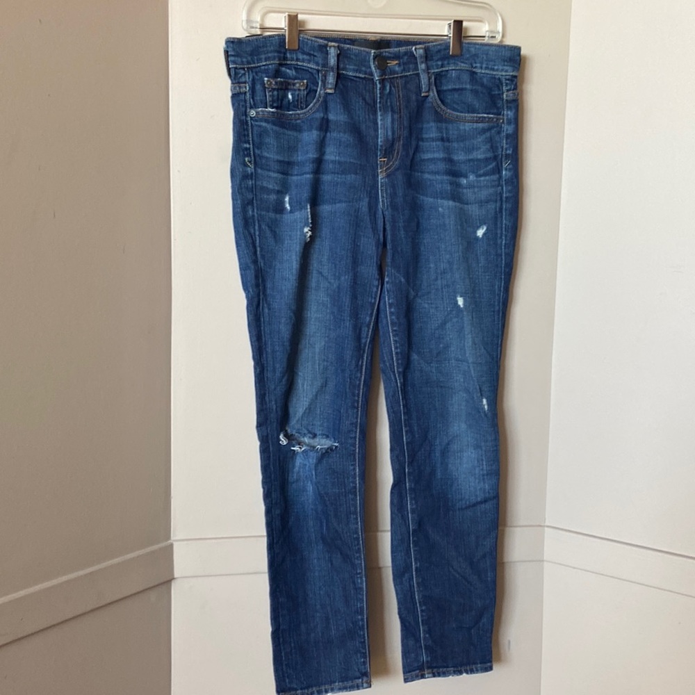vince destructed relaxed jeans